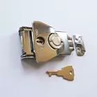 Medium surface mount twist latch, keylockable.