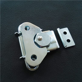 Small Twist latch with keeper plate.Zinc finish.Rohs